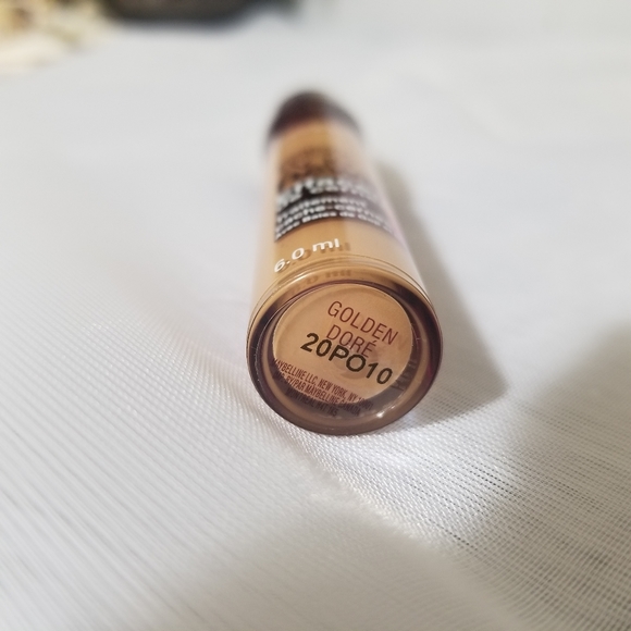 Golden Instant Age Rewind Eraser Dark Circle Treatment Concealer - Picture 2 of 3